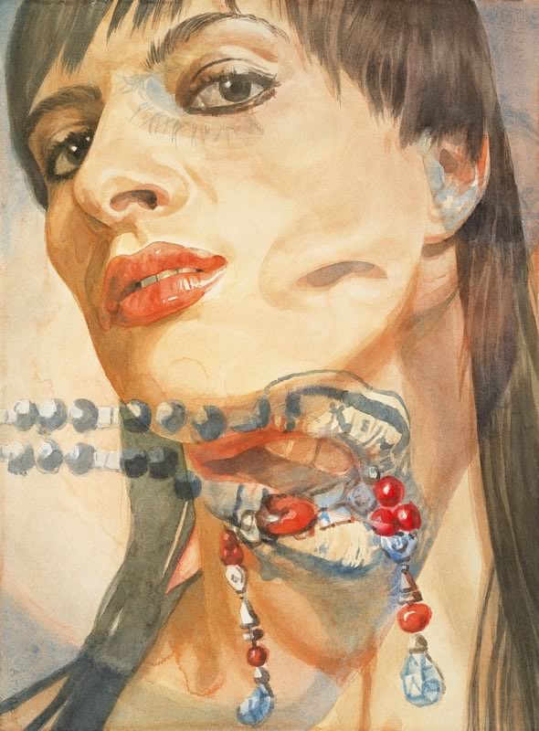 Aquarell: Nahaufnahme eines Frauengesichts von unten mit roten Lippen und dunklem Pony, darüber liegen durchscheinend ein Mundbild, Perlenketten und ein Ohrgehänge mit roten Perlen.